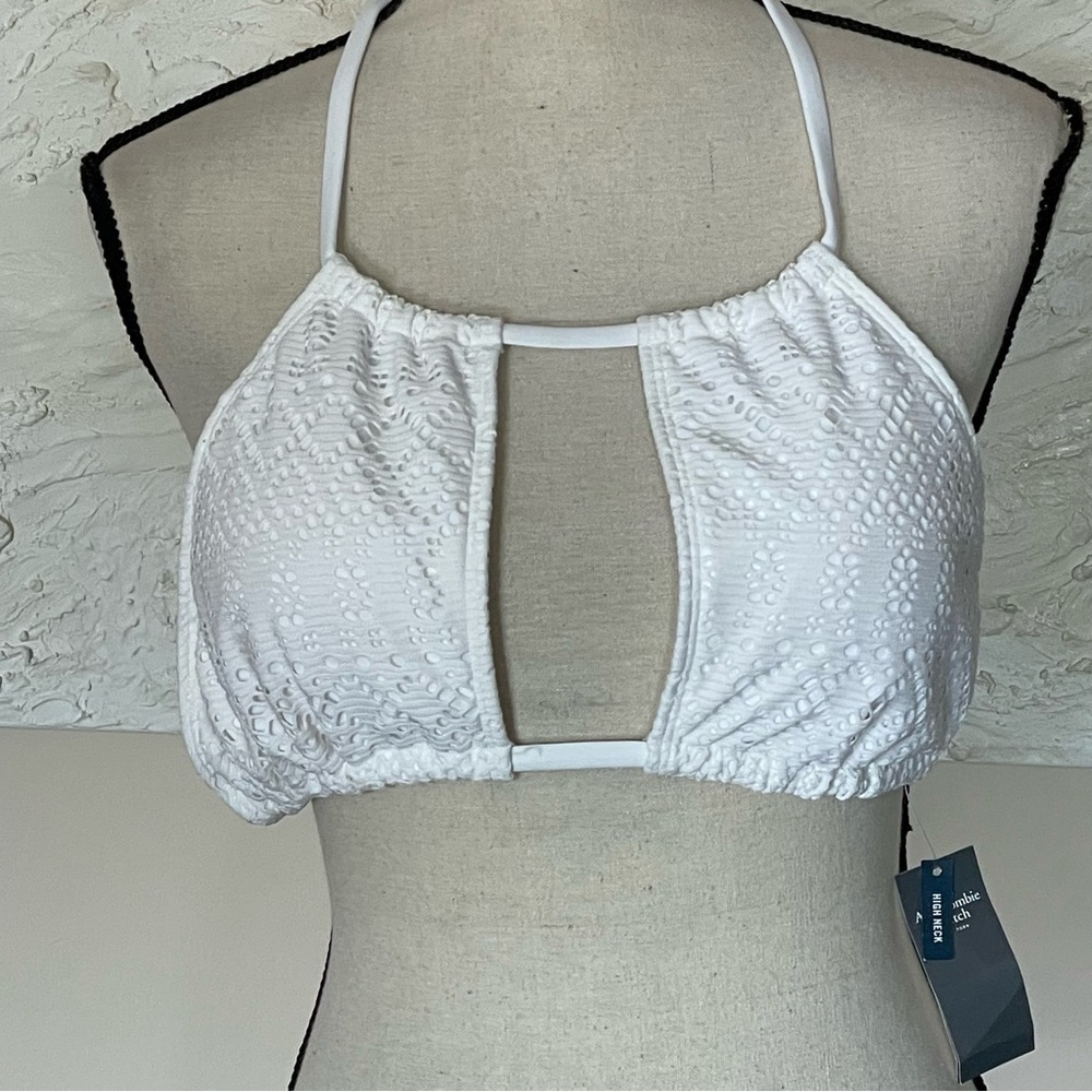 Abercrombie & Fitch High Neck Padded Eyelet White Halter Bikini Top Sz S NWT